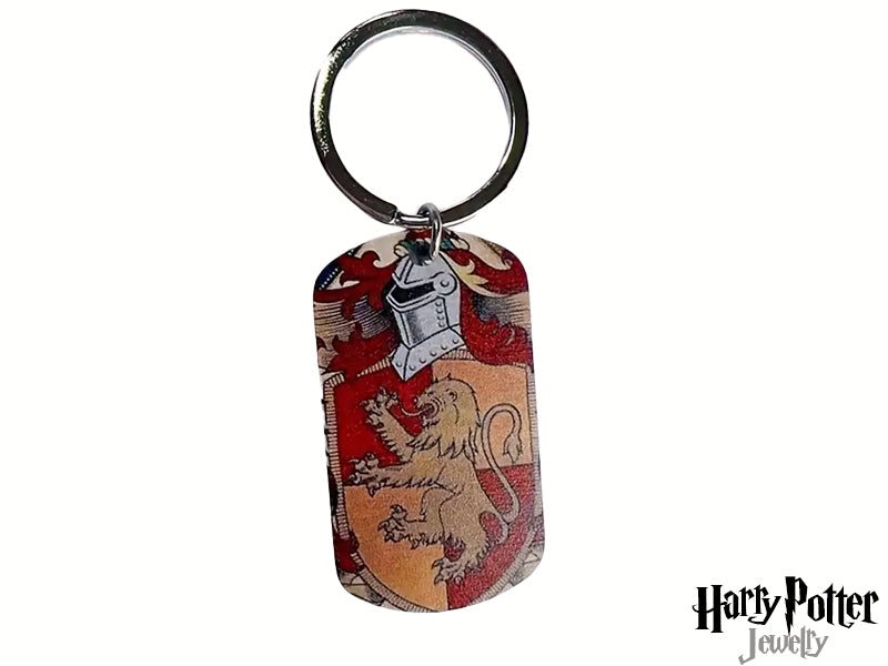 Questo portachiavi è realizzato in acciaio inossidabile di alta qualità, resistente e durevole. Ogni portachiavi presenta il simbolo serigrafato di una delle casate di Hogwarts: Grifondoro. Un accessorio perfetto per mostrare la tua passione per Harry Potter."