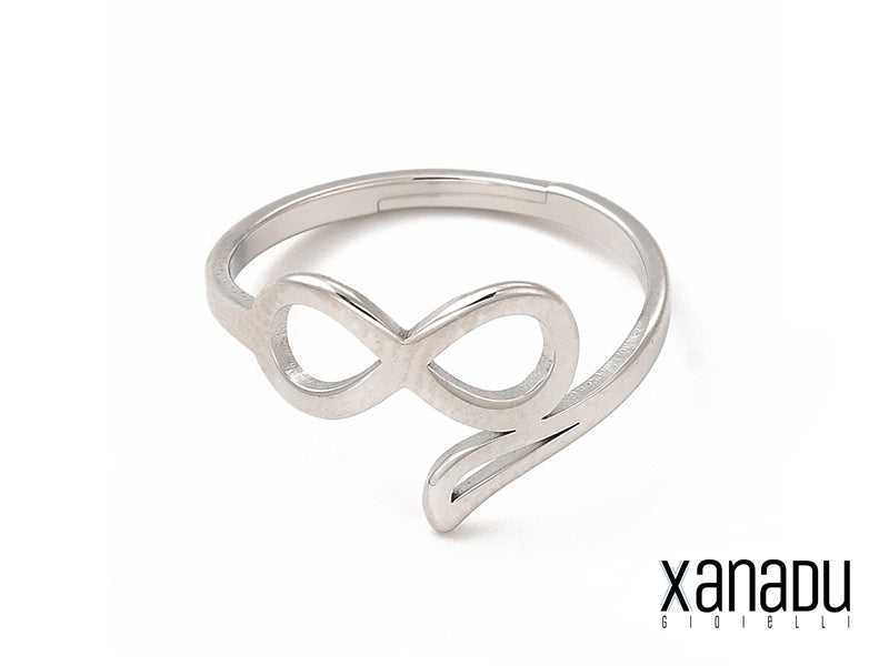 Un anello che rappresenta l'eternità, l'amore senza fine, la connessione tra due anime. Un simbolo di legame eterno, un ricordo indelebile.