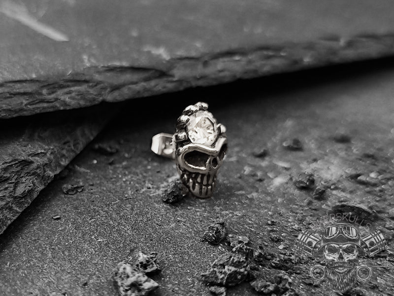 Bikerskulls orecchino teschio con zircone in acciaio