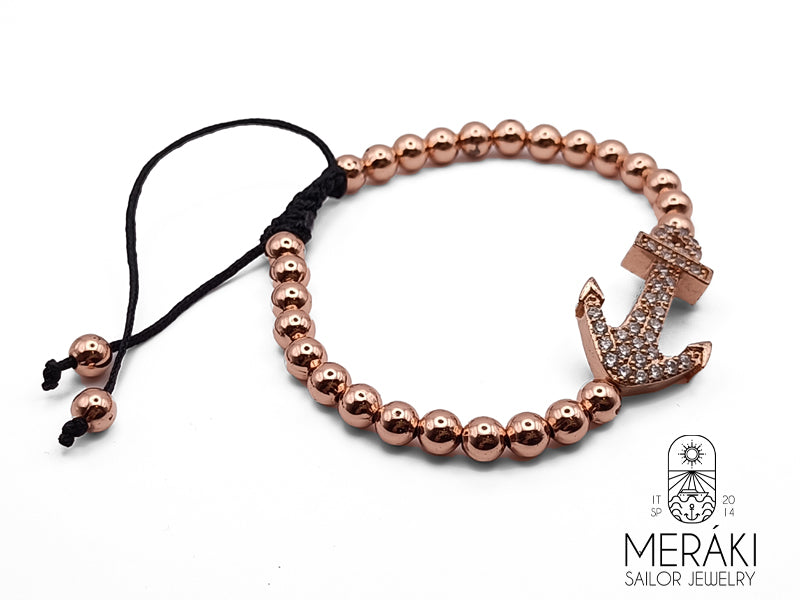 Un’ ancora in mezzo al mare, pronta a resistere a qualsiasi tempesta. 