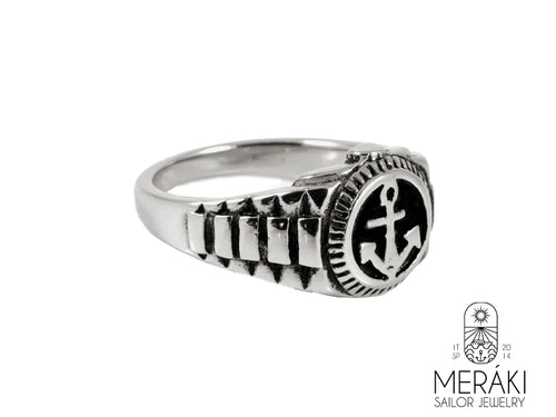 Anello Eldoris chevalier con ancora e intarsi laterali Meraki sailor Jewelry