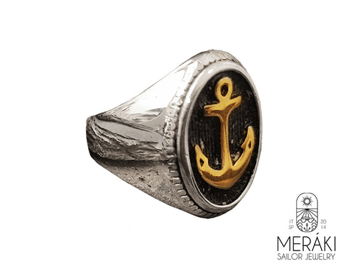 Anello Brishon in acciaio inox lucido con ancora dorata