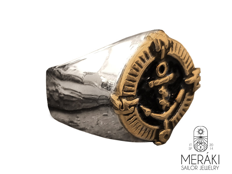 Anello Delmar in acciaio con ancora e punti cardinali