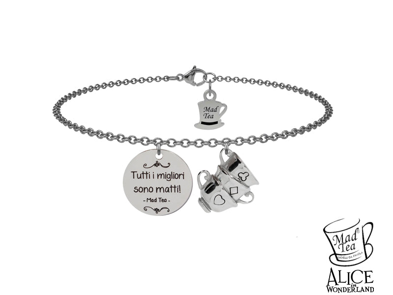 "Tutti i migliori sono matti!" Questo bracciale è dedicato alla "follia" del Cappellaio Matto e rappresenta un vero e proprio elogio alla sua esuberanza e alla simpatia che, a modo nostro, contraddistinguono ciascuno di noi ! Bracciale con targhetta con incisa la celebre frase di Alice "Tutti i migliori sono matti!" e tre tazzine impilate pendenti arricchite dai semi delle carte.