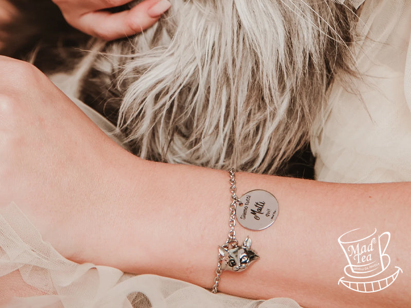 Un bracciale perfetto per chi ha l’anima sognante e non ha paura di perdersi in un’avventura!