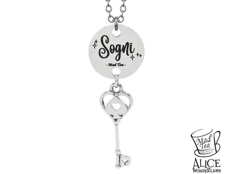 Questa collana è un richiamo a chi crede nella magia dei sogni e nella forza di trasformarli in realtà. Indossarla significa portare sempre con sé un promemoria: la chiave per Wonderland è già tua, basta avere il coraggio di usarla!