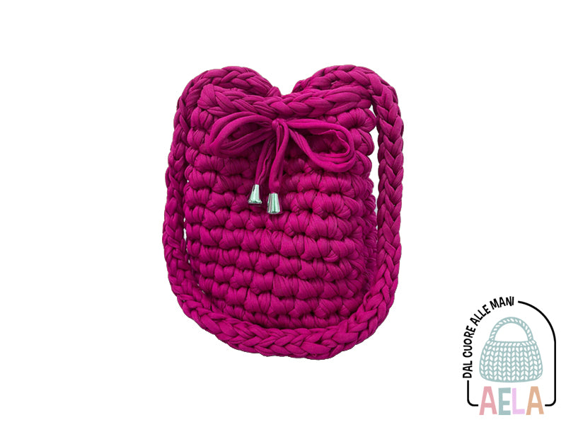 Borsa a secchiello AELA realizzata in lycra color Fuxia