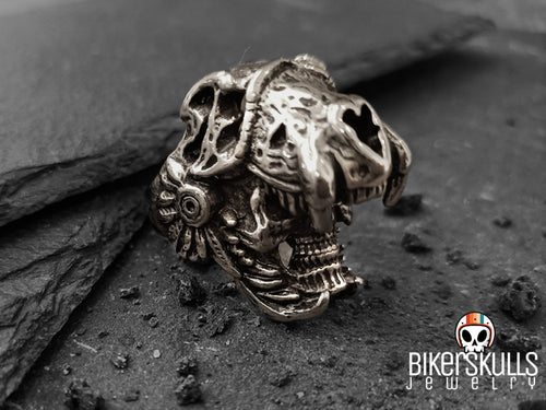 Anello Biker Skulls in acciaio 316L con teschio e testa di giaguaro