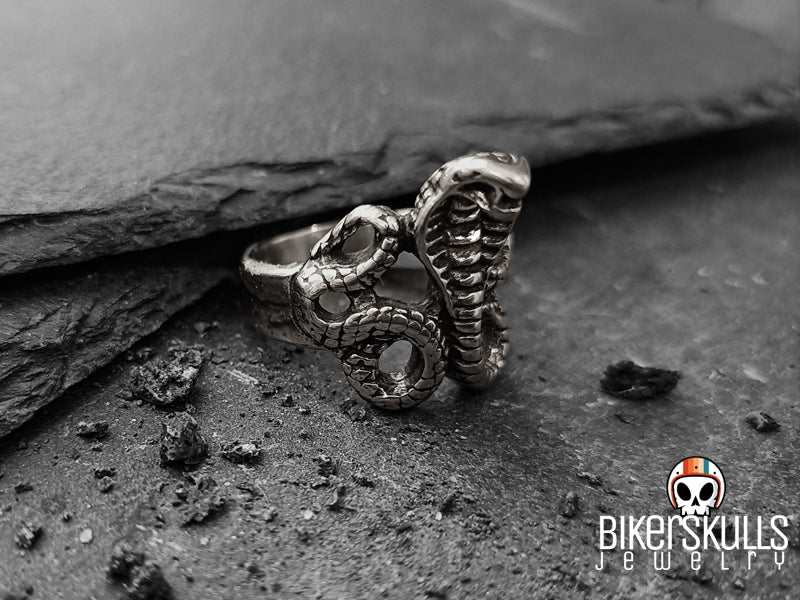 Anello Cobra snake in acciaio