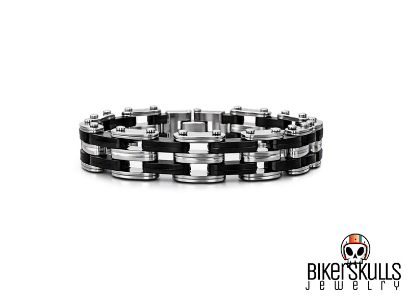 Il bracciale Bike chain è un elemento di raccordo, di unione, di resistenza, imprescindibile per le moto-bici. 