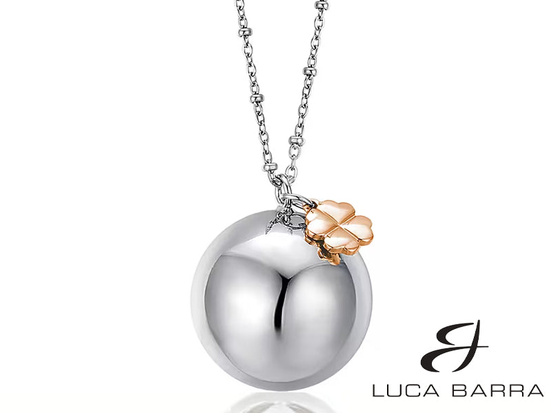  L'armonia della collana si fonde con la delicatezza del suono che emette per proteggere mamma e bambino “chiamando” vicino a sé gli angeli.