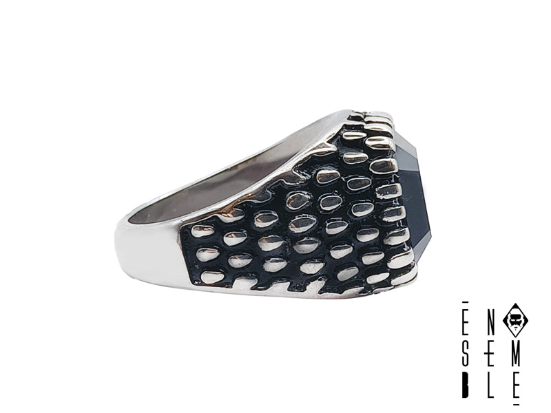 Gotich stainless steel ring with black stone