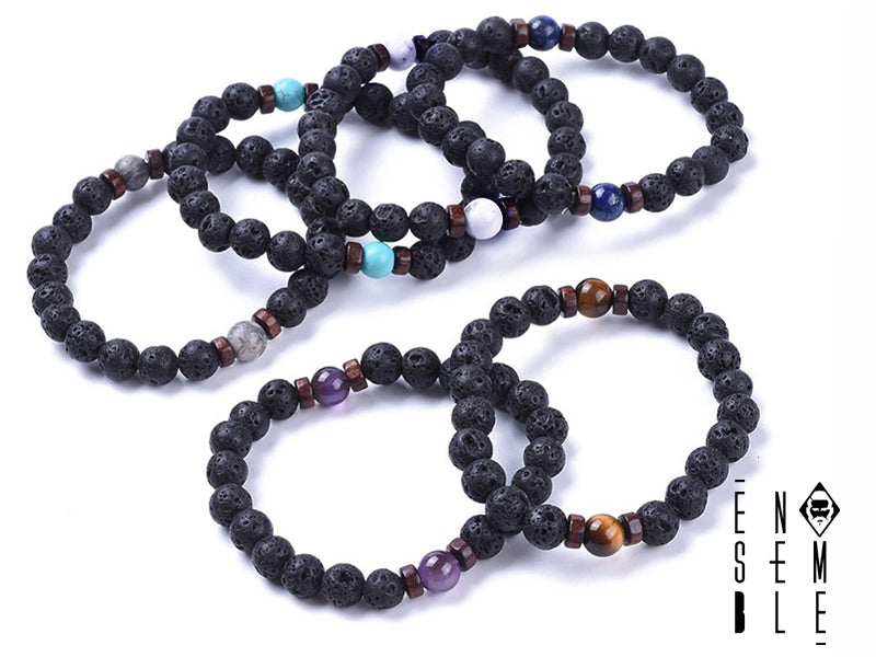 Viaggia con noi nel cuore della terra, dove la lava fusa incontra la magia delle pietre dure! Ogni braccialetto è un piccolo universo di energia, un talismano che custodisce la forza della natura e la bellezza delle gemme. Scegli il tuo modello e lasciati trasportare dalla sua energia unica!