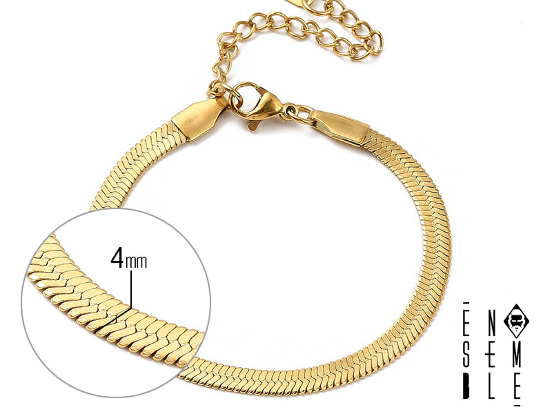 Avvolgi il tuo polso con la seduzione! Questo braccialetto è così sinuoso e affascinante che ti farà sentire come una divo di Hollywood. Resistente come l'acciaio e sensuale come un serpente, è l'accessorio perfetto per chi ama farsi notare con stile. Preparati a conquistare il mondo (o almeno la prossima festa)!