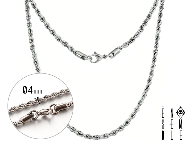 Collana dallo stile minimalista realizzata con maglia a Spirale in acciaio inossidabile e chiusura a moschettone.