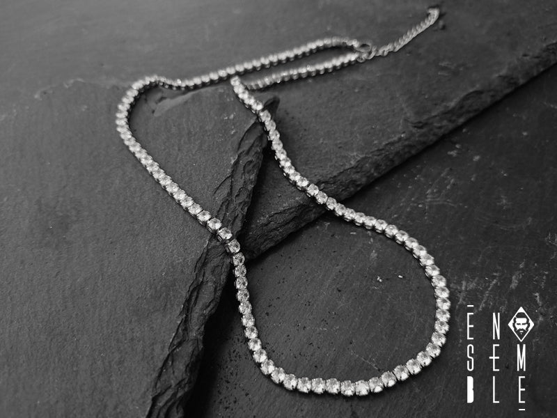 Collana girocollo modello Tennis base in acciaio inossidabile ricoperta di cristalli di cubic zirconia Bianchi da 3 mm