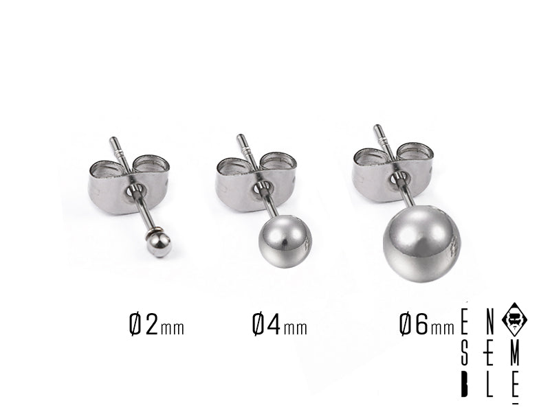 Mono orecchino a pallino in acciaio