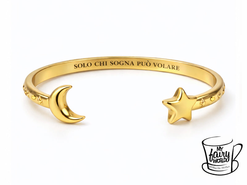 La frase “SOLO CHI SOGNA PUÒ VOLARE” è un invito a non perdere mai il tuo pensiero felice.