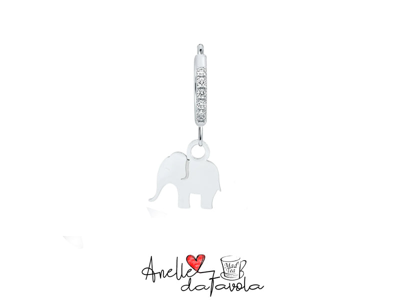 L’elefante, forte e sensibile, incarna il coraggio silenzioso e la forza che nasce dal cuore.