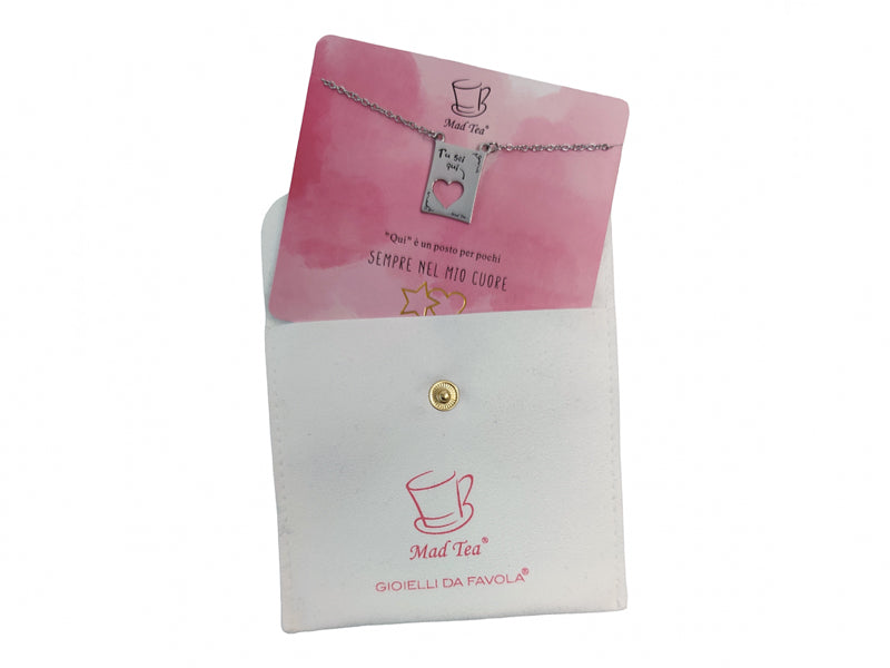 Collana Sempre nel mio cuore Mad Tea collezione Amiche Sorelle con confezione claim card e pochette in tessuto.