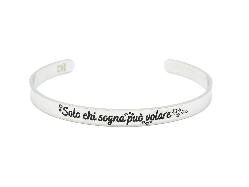 Non smettere mai di sognare, solo chi sogna può volare ✨

– Peter Pan –

Questo bracciale è dedicato a tutti i sognatori che non hanno perso la loro voglia di volare!