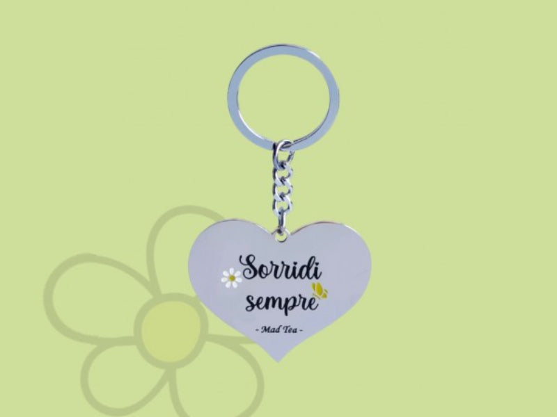 Portachiavi Mad Tea collezione Portachiavi da Favola in acciaio inox a forma di cuore con scritta Sorridi sempre
