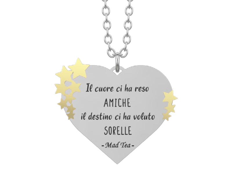 Collana con ciondolo a forma di cuore con tante stelline dorate in rilievo.