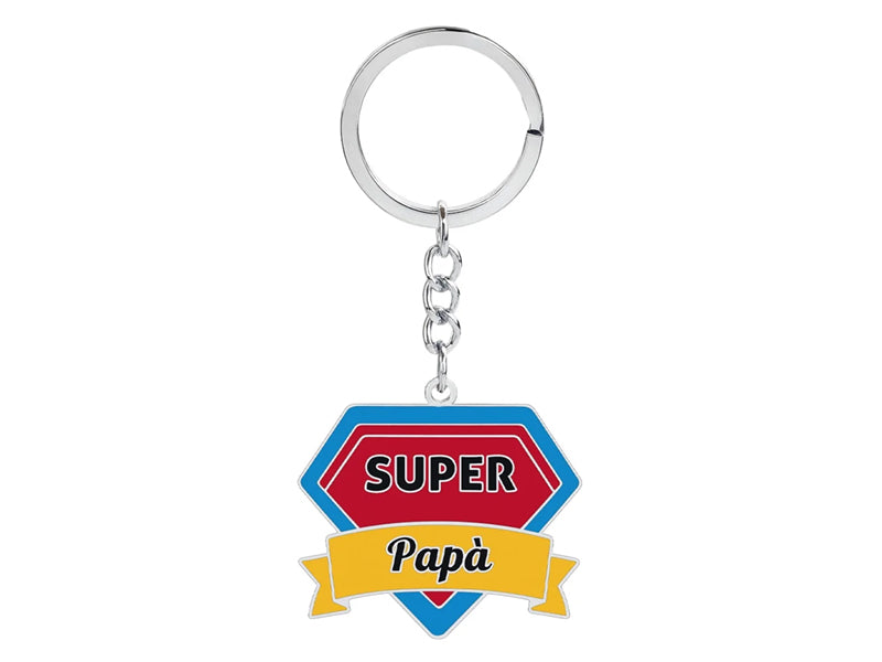Questo portachiavi è dedicato al Super Papà di tutti i giorni: forte, affettuoso e sempre pronto a esserci. Un piccolo simbolo colorato per ricordargli quanto è importante e quanto è grande il suo superpotere… l’amore.