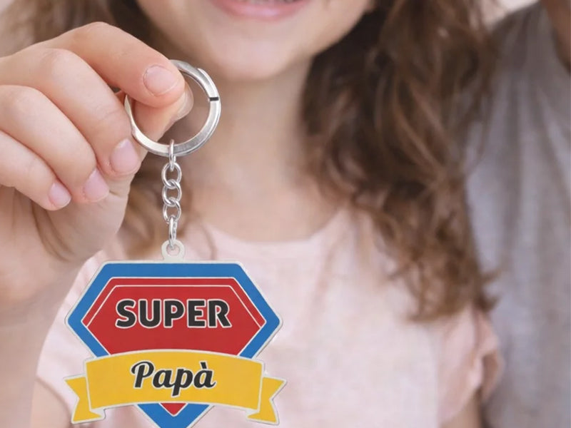 Non tutti i supereroi indossano un mantello… alcuni si chiamano Papà!