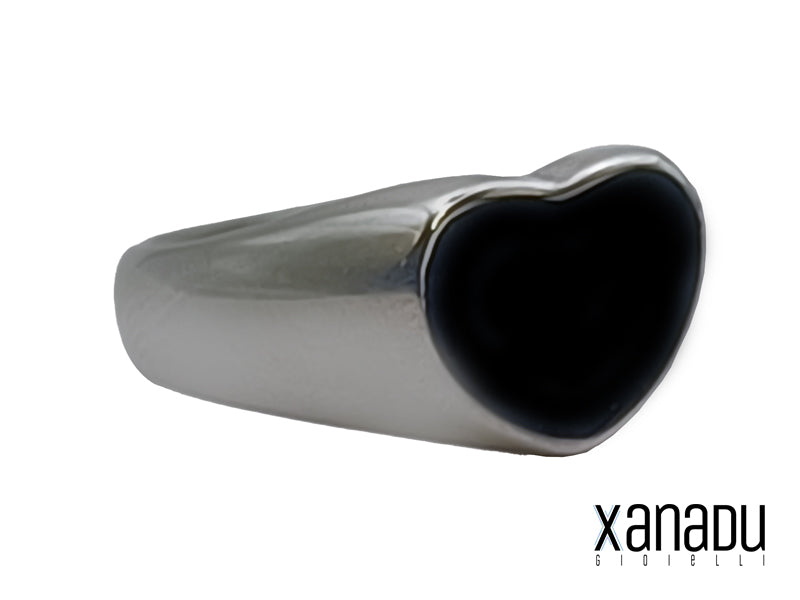 Anello collezione Xanadu Gioielli in acciaio testa piatta con cuore nero