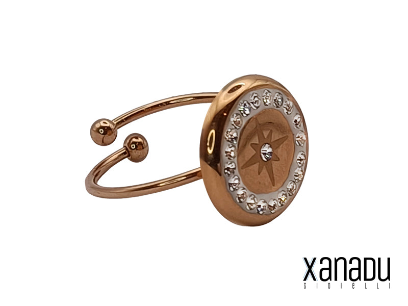 Anello in acciaio inossidabile color rosato con rosa dei venti e zirconi bianchi