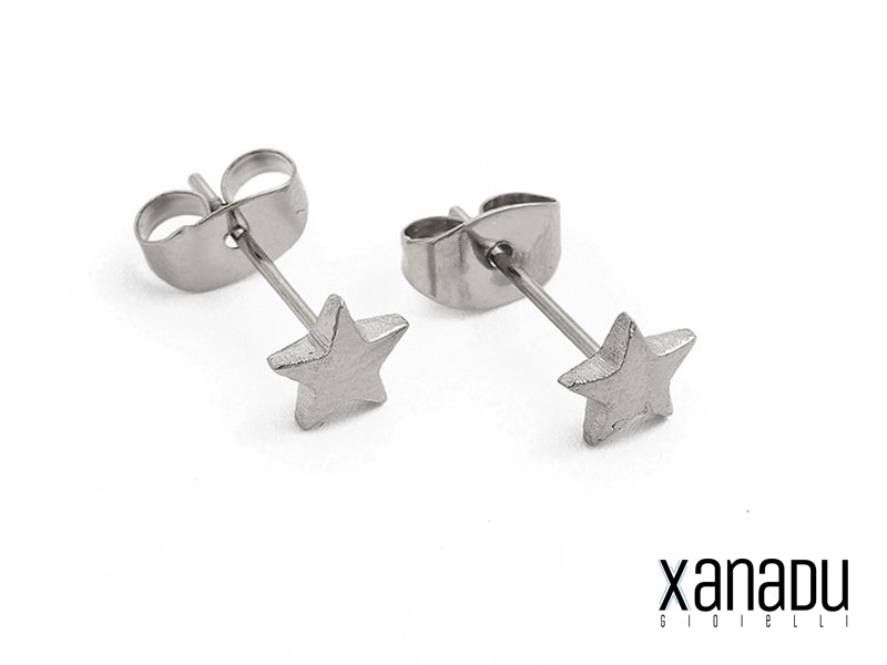 Orecchini a bottone in acciaio a forma di stella - 5.5 mm