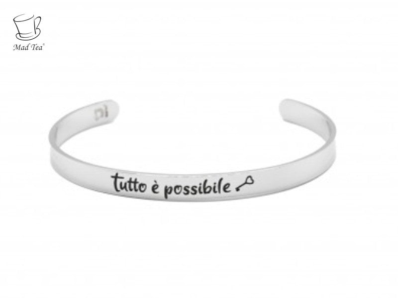 É impossibile.. solo se pensi che lo sia"  Tutti possiamo realizzare i nostri sogni, l'importante è volerlo perchè tutto è possibile!  Bracciale rigido in acciaio con incisa la frase "Tutto è possibile" ispirata alla collezione "Cappellaio Matto" di Alice in Wonderland.