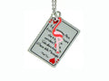 Collana con dolce fenicottero colorato e carta della Regina di Cuori con incisa la frase "Il segreto cara Alice, è circondarsi di persone che ti facciano sorridere il cuore. Solo allora troverai il Paese delle Meraviglie".