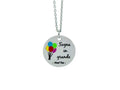 Collana collezione Dream big in acciaio ispirata alla favola di Up con ciondolo inciso Sogna in grande e palloncini colorati