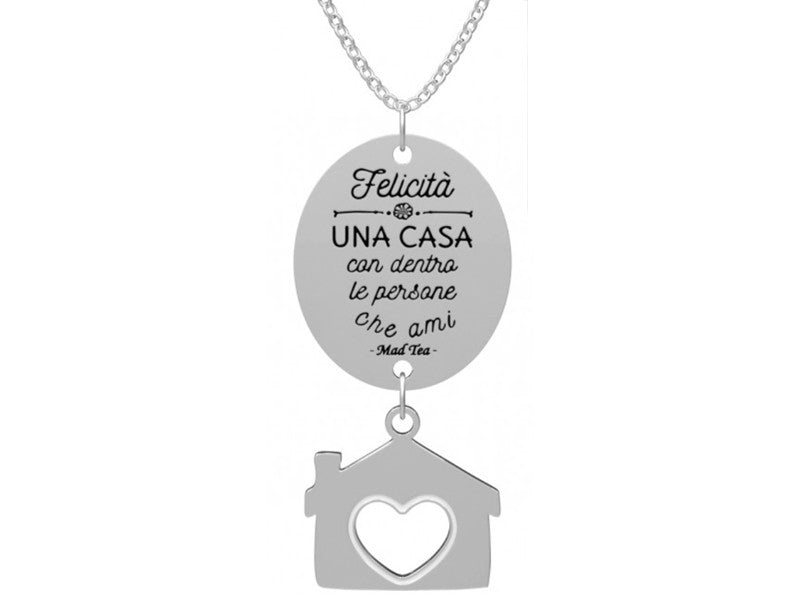 "Felicità: una casa con dentro le persone che ami"  Questa collana è dedicata alla casetta dei sette nani che ha saputo accogliere Biancaneve e renderla felice come se fosse sempre stata parte della loro famiglia. Perché la Felicità non è un posto in cui arrivare ma una casa in cui tornare.  Collana con ciondolo con incisa la frase "Felicità: una casa con dentro le persone che ami" e piccola casetta dei sette nani pendente con cuore traforato.