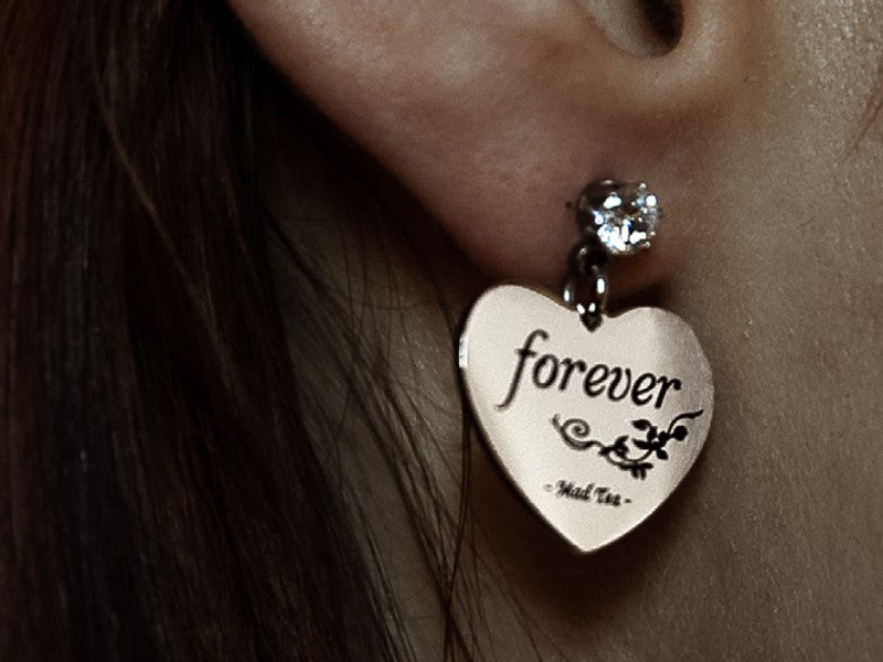 Orecchini in acciaio "Il vero amore è per sempre"