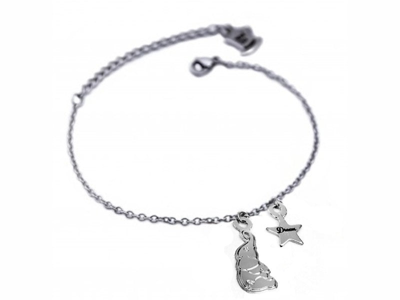 Dream is Possible! I sogni possono diventare realtà, dipende solo da noi e da quanto impegno e tenacia mettiamo nel raggiungerli! Bracciale con il piccolo Dumbo e stellina con incisa la parola "dream" a richiamo del suo grande sogno di diventare una vera star del circo.