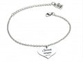 Sorridi Sempre     Affrontare la vita con il sorriso è il secondo giusto ingrediente per superare tutte le difficoltà e raggiungere i propri sogni!  Bracciale con ciondolo a forma di cuoricino con incisa la frase "Sorridi sempre".