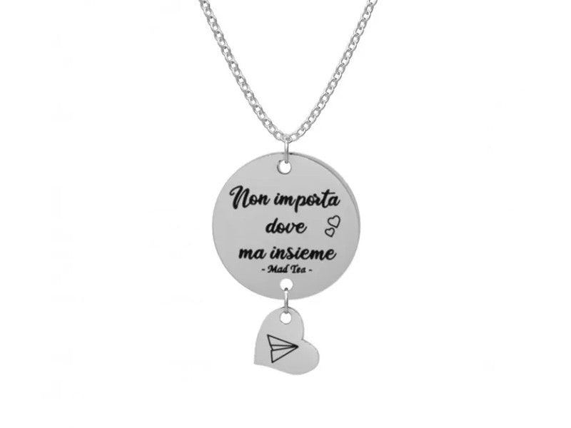 Non importa dove ma insieme ❤️   Questa collana è dedicata ad un altro importante aspetto del viaggio: nella vita non importa dove vai ma con chi vai!