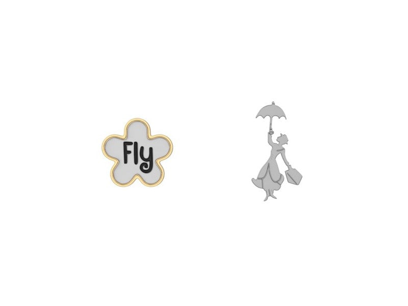 Orecchino a lobo con Mary Poppins e il suo piccolo fiorellino con incisa la parola "Fly".