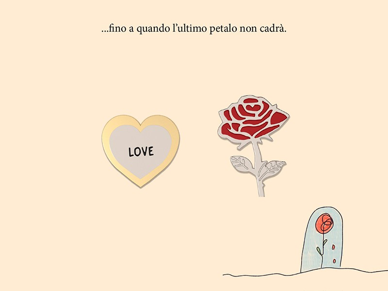 "...Fino a quando l'ultimo petalo non cadrà"  Tutta la magia della favola della Bella e la Bestia racchiusa in questi dolci orecchini.  La rosa, simbolo del vero amore, racchiude in se tutta la speranza che l'incantesimo si spezzi: solo se la bestia incontrerà il vero amore, prima che la rosa perda l'ultimo dei suoi petali, l'incantesimo si spezzerà.