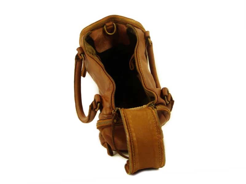 Vista interna bauletto vera pelle made in italy