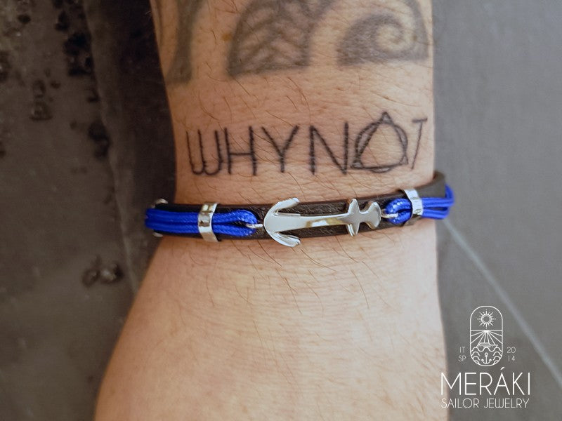 Bracciale Blue william indossato su ragazzo tatuato