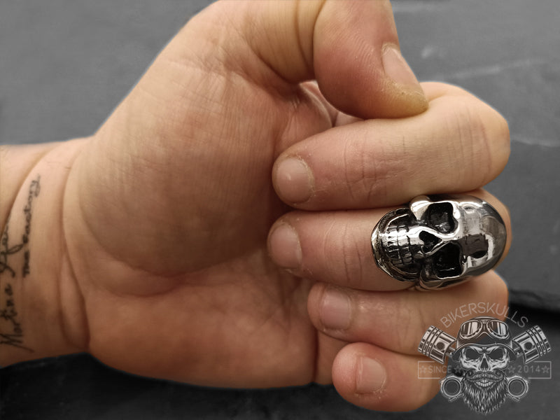 Anello Skeleton Skull in acciaio a forma di teschio lucido