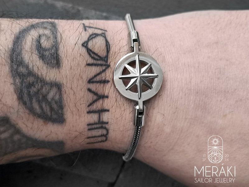 Bracciale compass snake indossato