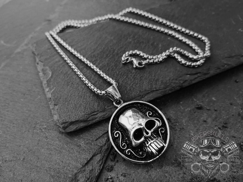 Stainless steel skull necklace