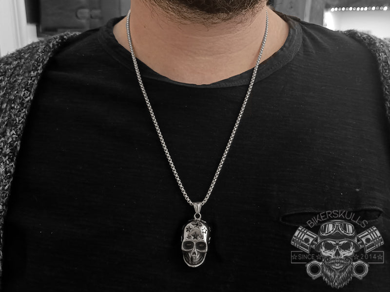 Collana Star skull ciondolo teschio stellato in acciaio