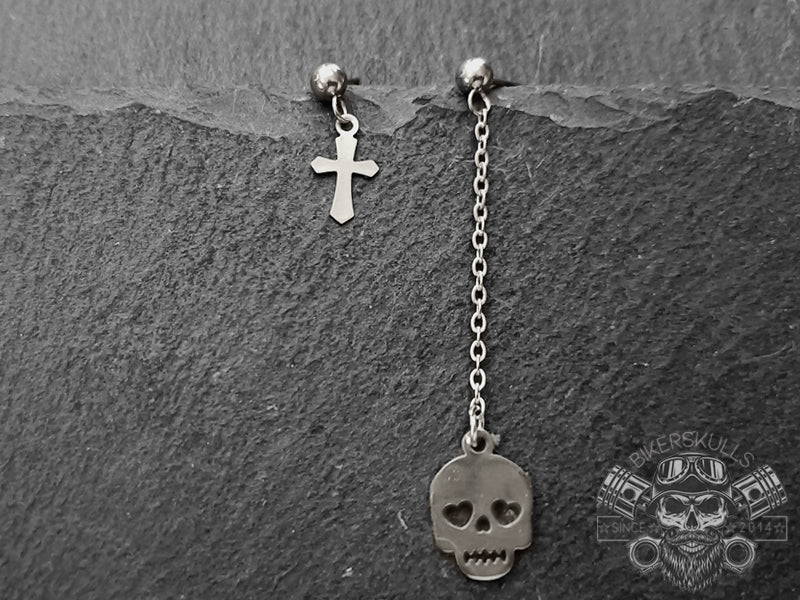 Orecchini Minosse teschio con croce in acciaio