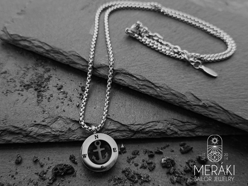 Collana Glauco ancora e punti cardinali